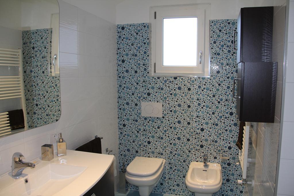 La Ciliegia Bianca Bed and Breakfast Belgirate Δωμάτιο φωτογραφία